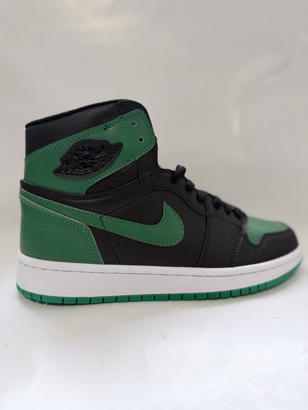 Nike Black and Green High-Top Sneakers